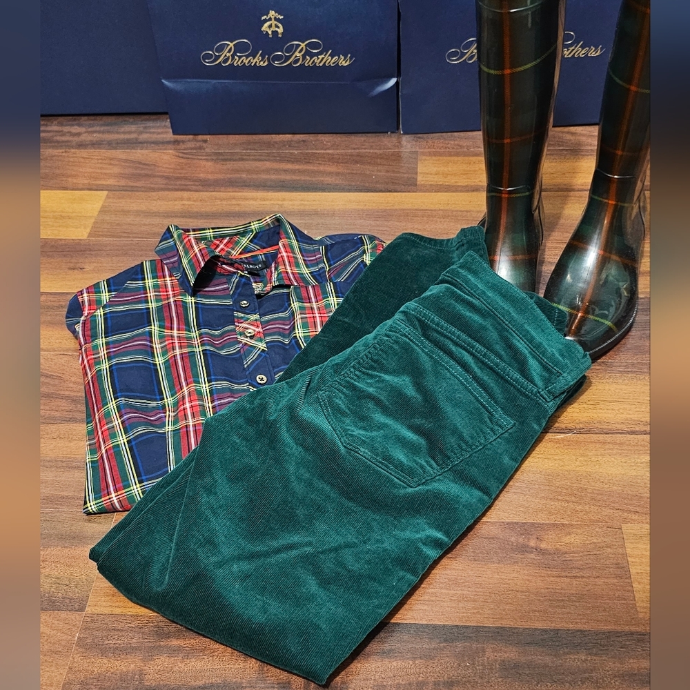J.Crew Corduroy pants Emerald size 26 like new